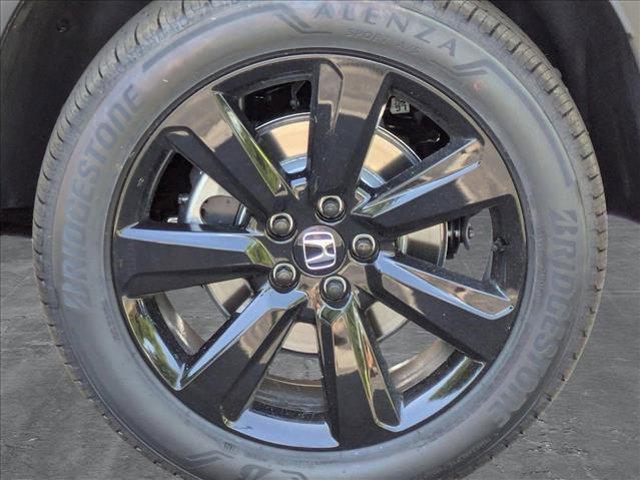new 2025 Honda Pilot car, priced at $56,485
