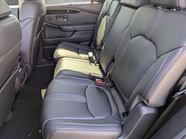 new 2025 Honda Pilot car, priced at $47,050