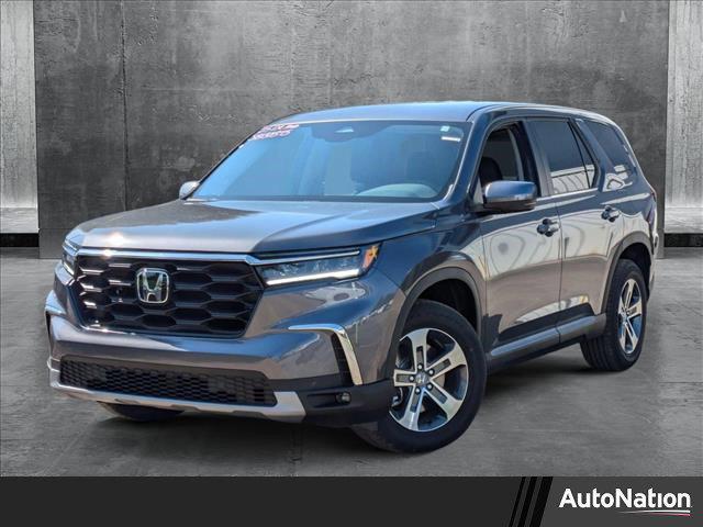 new 2025 Honda Pilot car, priced at $47,050