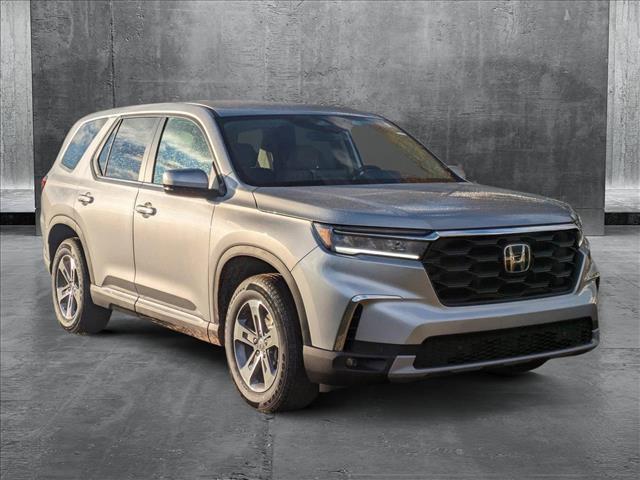 new 2025 Honda Pilot car, priced at $46,995