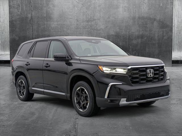 new 2025 Honda Pilot car, priced at $49,645