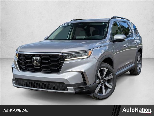 new 2025 Honda Pilot car, priced at $51,095