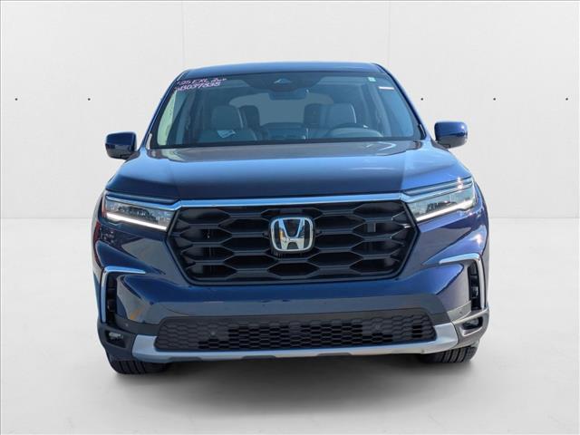 new 2025 Honda Pilot car, priced at $44,950