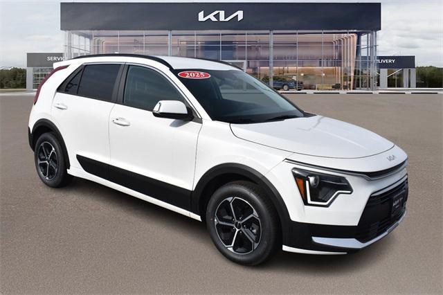 new 2025 Kia Niro car, priced at $28,879