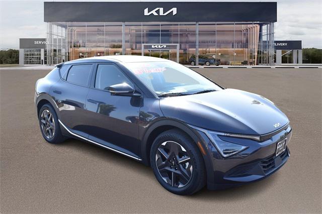 new 2025 Kia EV6 car, priced at $48,300