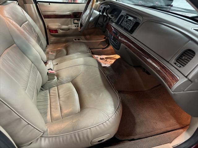 used 2002 Mercury Grand Marquis car, priced at $7,995