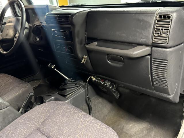 used 2001 Jeep Wrangler car, priced at $10,995