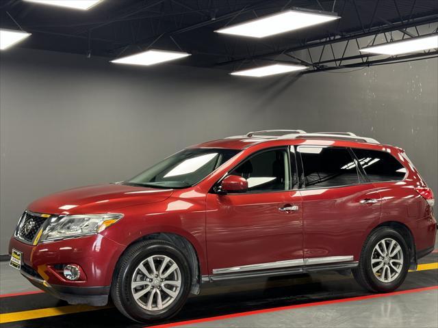 used 2015 Nissan Pathfinder car, priced at $10,995