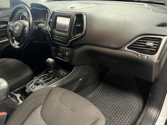 used 2019 Jeep Cherokee car, priced at $6,995