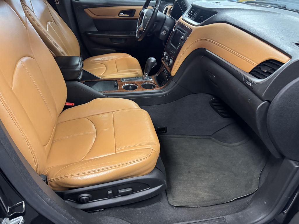 used 2014 Chevrolet Traverse car, priced at $5,995