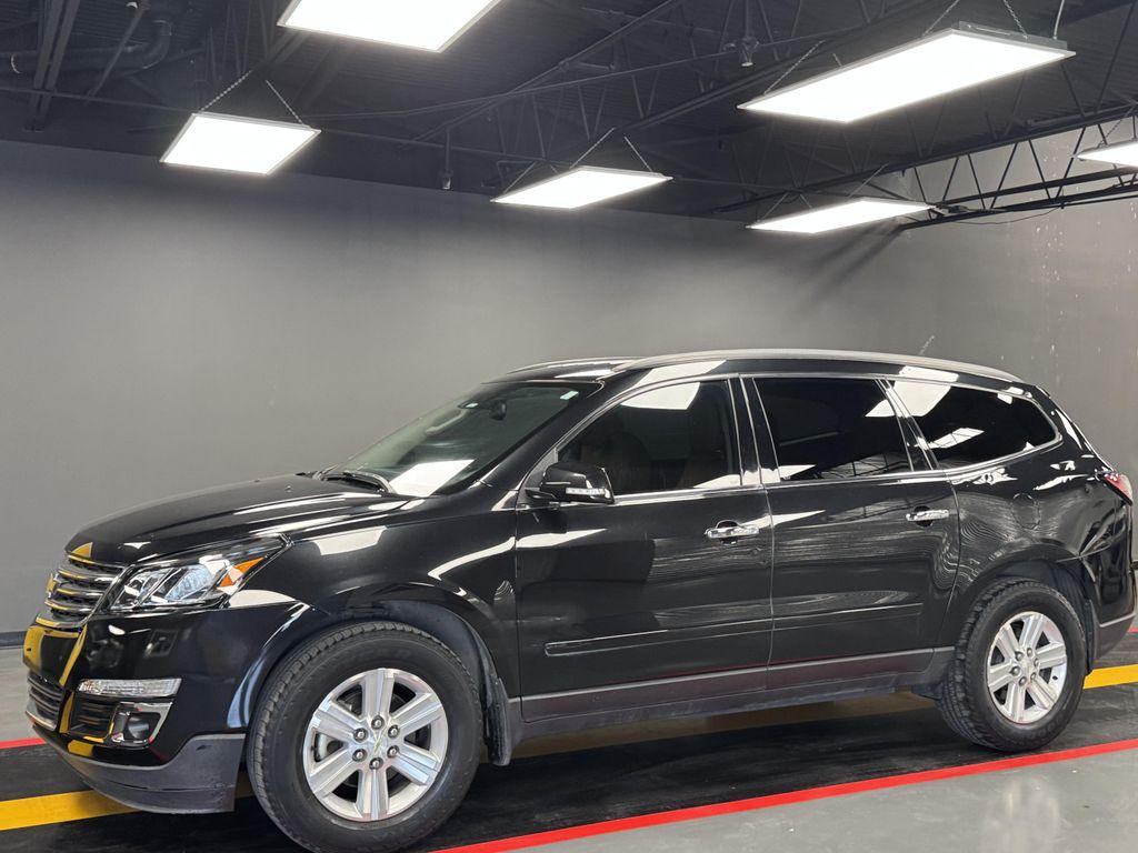 used 2014 Chevrolet Traverse car, priced at $5,995