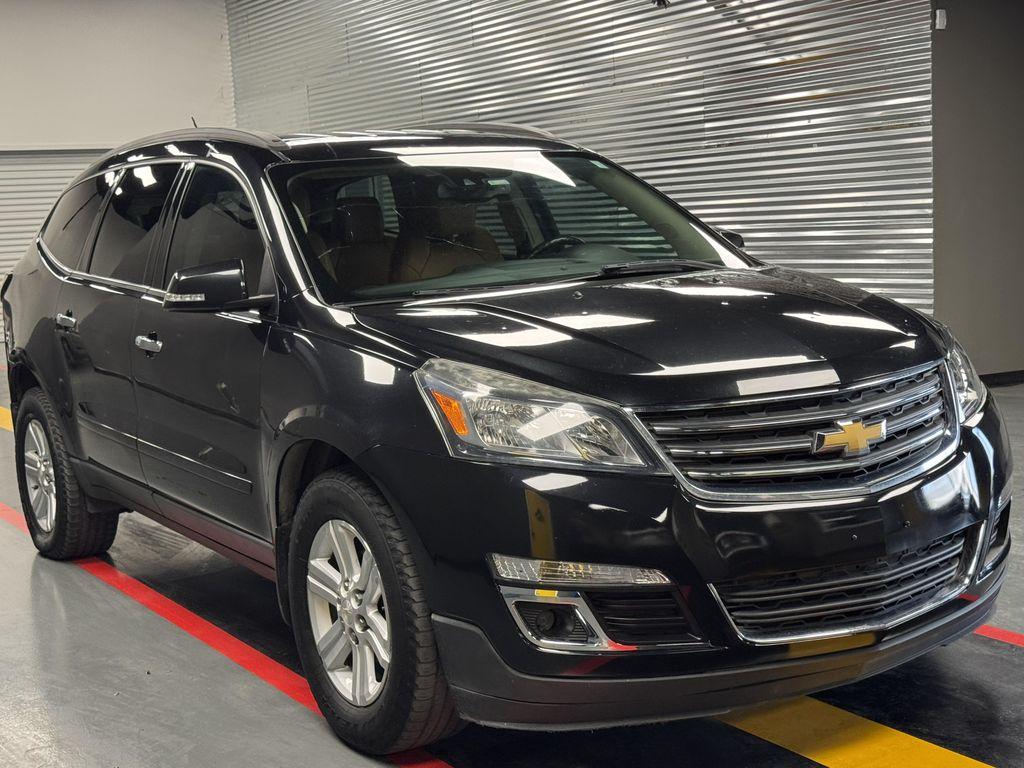 used 2014 Chevrolet Traverse car, priced at $5,995