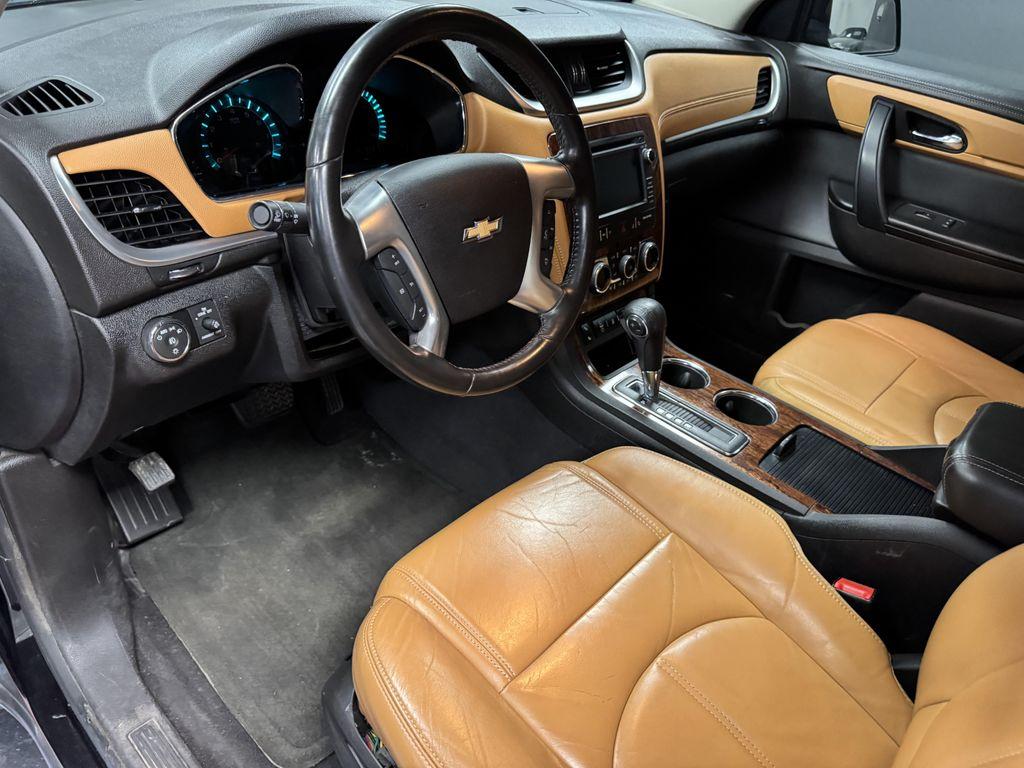 used 2014 Chevrolet Traverse car, priced at $5,995