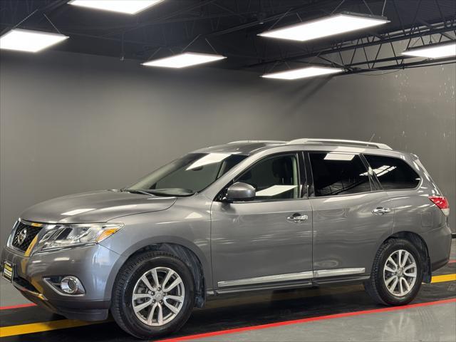 used 2015 Nissan Pathfinder car, priced at $10,995