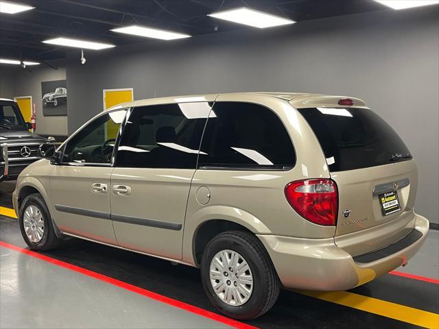 used 2006 Chrysler Town & Country car, priced at $7,590