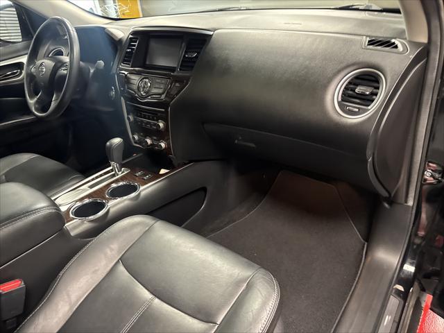 used 2014 Nissan Pathfinder car, priced at $9,999