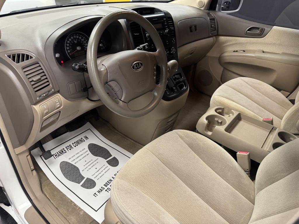 used 2007 Kia Sedona car, priced at $5,499
