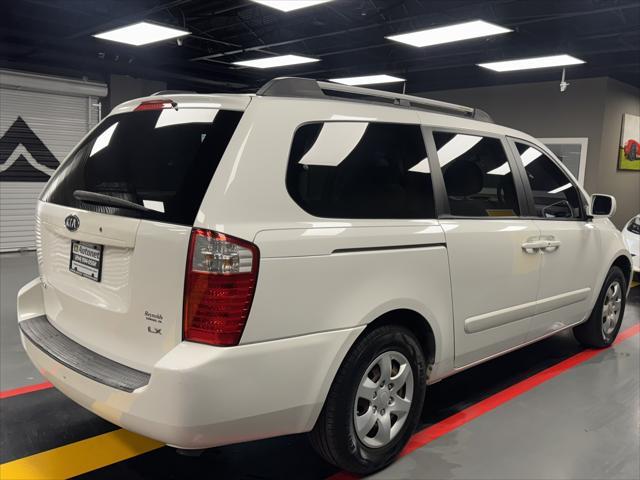 used 2007 Kia Sedona car, priced at $5,999