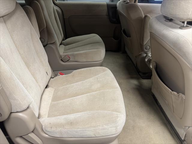 used 2007 Kia Sedona car, priced at $5,999