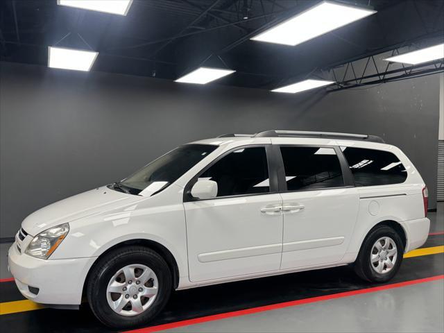 used 2007 Kia Sedona car, priced at $5,999