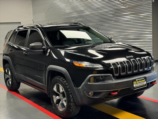 used 2014 Jeep Cherokee car, priced at $10,995