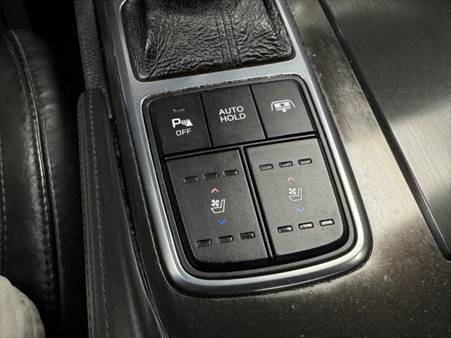 used 2016 Hyundai Azera car, priced at $9,995