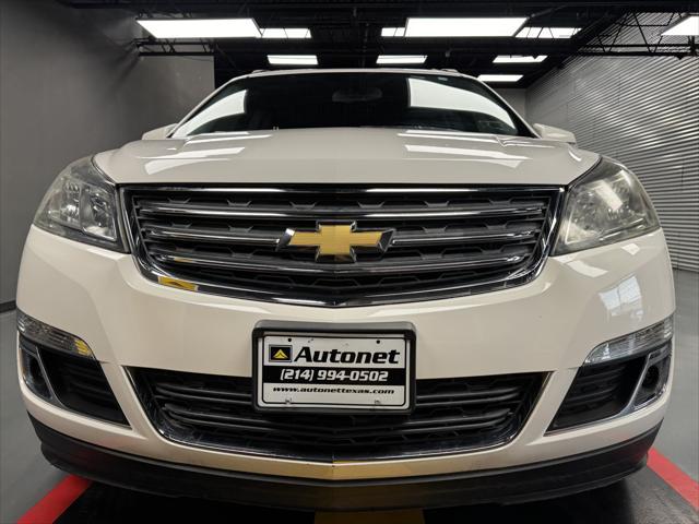 used 2015 Chevrolet Traverse car, priced at $9,850