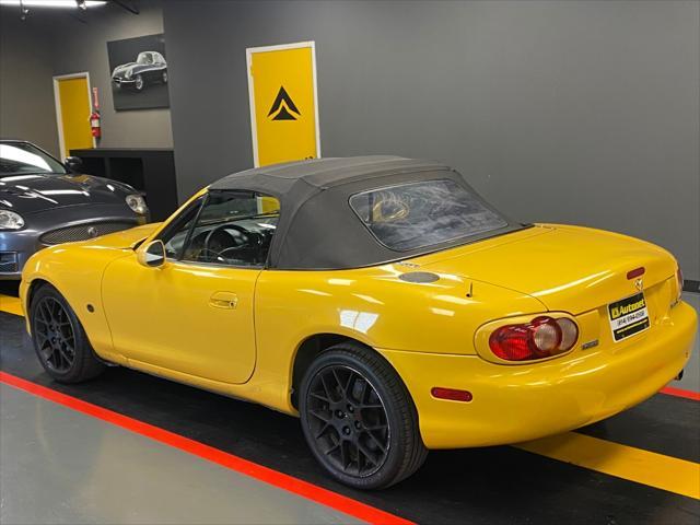 used 2002 Mazda MX-5 Miata car, priced at $5,995