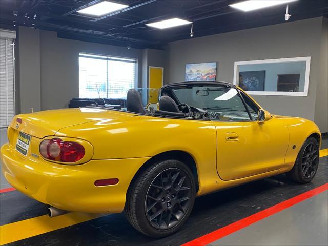 used 2002 Mazda MX-5 Miata car, priced at $5,995