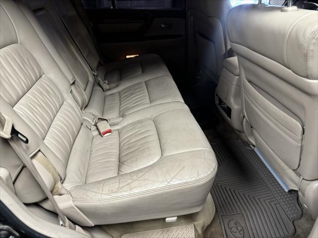 used 2000 Lexus LX 470 car, priced at $9,995