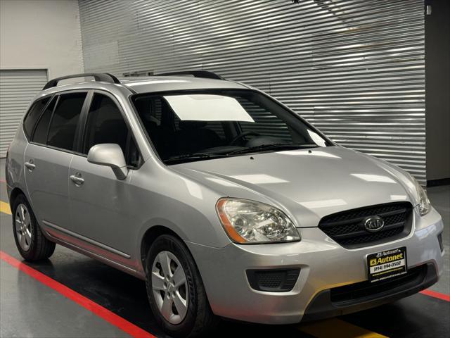 used 2009 Kia Rondo car, priced at $4,995