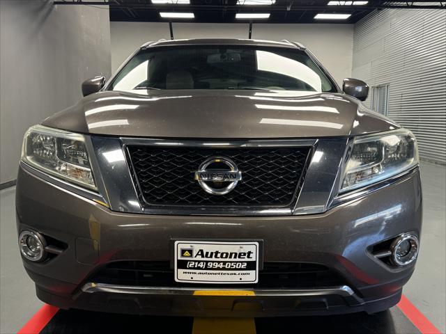 used 2015 Nissan Pathfinder car, priced at $9,850