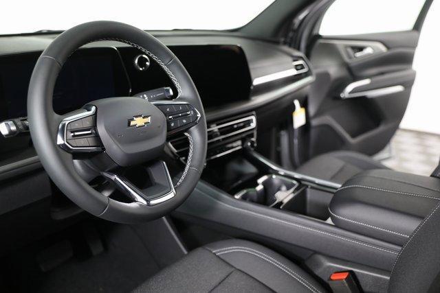new 2026 Chevrolet Traverse car, priced at $46,045