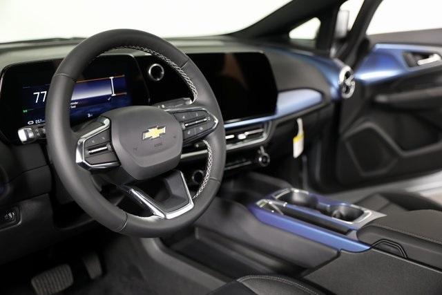 new 2025 Chevrolet Equinox EV car, priced at $43,306