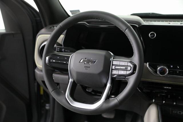 new 2025 Chevrolet Colorado car, priced at $54,015