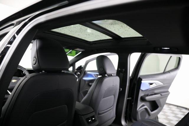 new 2025 Chevrolet Equinox EV car, priced at $42,555