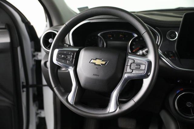 used 2025 Chevrolet Blazer car, priced at $28,211