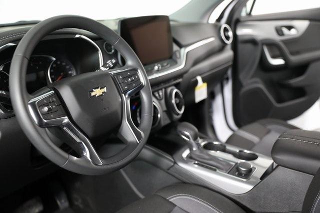 new 2025 Chevrolet Blazer car, priced at $34,861