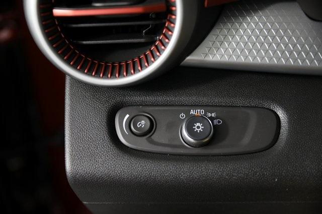 new 2025 Chevrolet Trax car, priced at $24,064