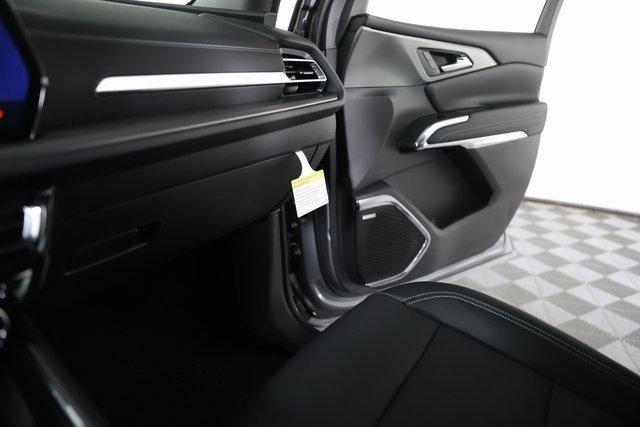 new 2026 Chevrolet Traverse car, priced at $54,145