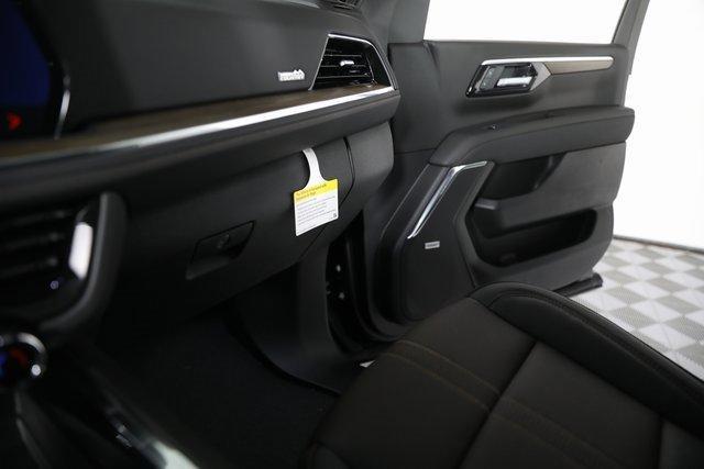 new 2026 Chevrolet Suburban car, priced at $85,990