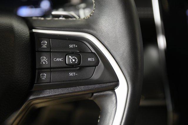 used 2022 Jeep Grand Cherokee car, priced at $28,495