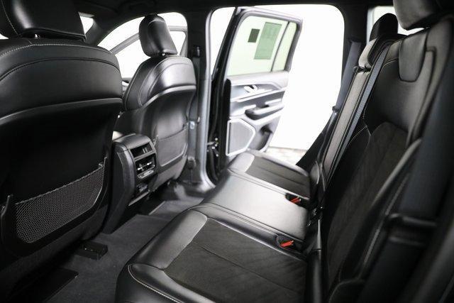 used 2022 Jeep Grand Cherokee car, priced at $28,495