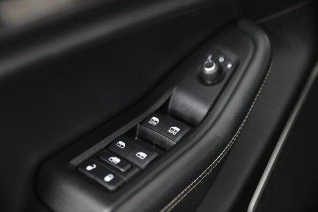 used 2022 Jeep Grand Cherokee car, priced at $28,495