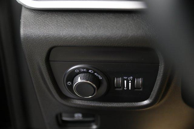 used 2022 Jeep Grand Cherokee car, priced at $28,495