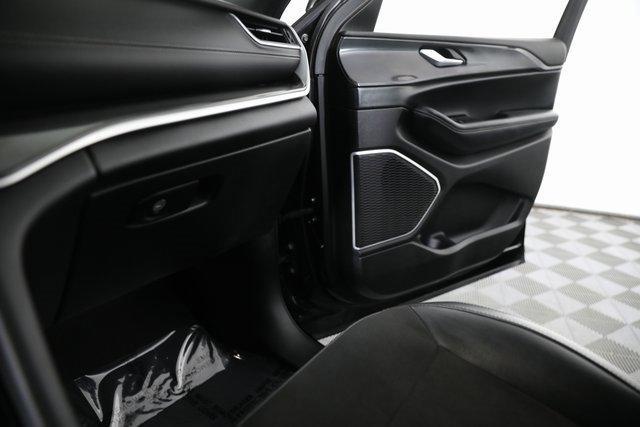 used 2022 Jeep Grand Cherokee car, priced at $28,495