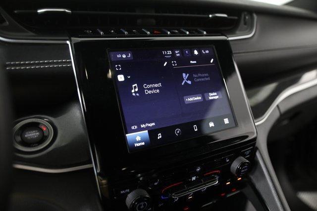 used 2022 Jeep Grand Cherokee car, priced at $28,495