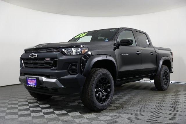 new 2026 Chevrolet Colorado car, priced at $43,700