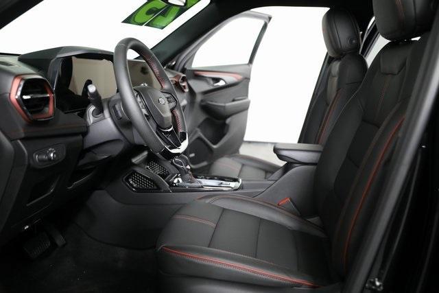 new 2025 Chevrolet TrailBlazer car, priced at $30,526