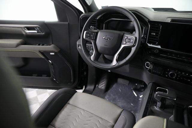 new 2025 Chevrolet Silverado 1500 car, priced at $69,776